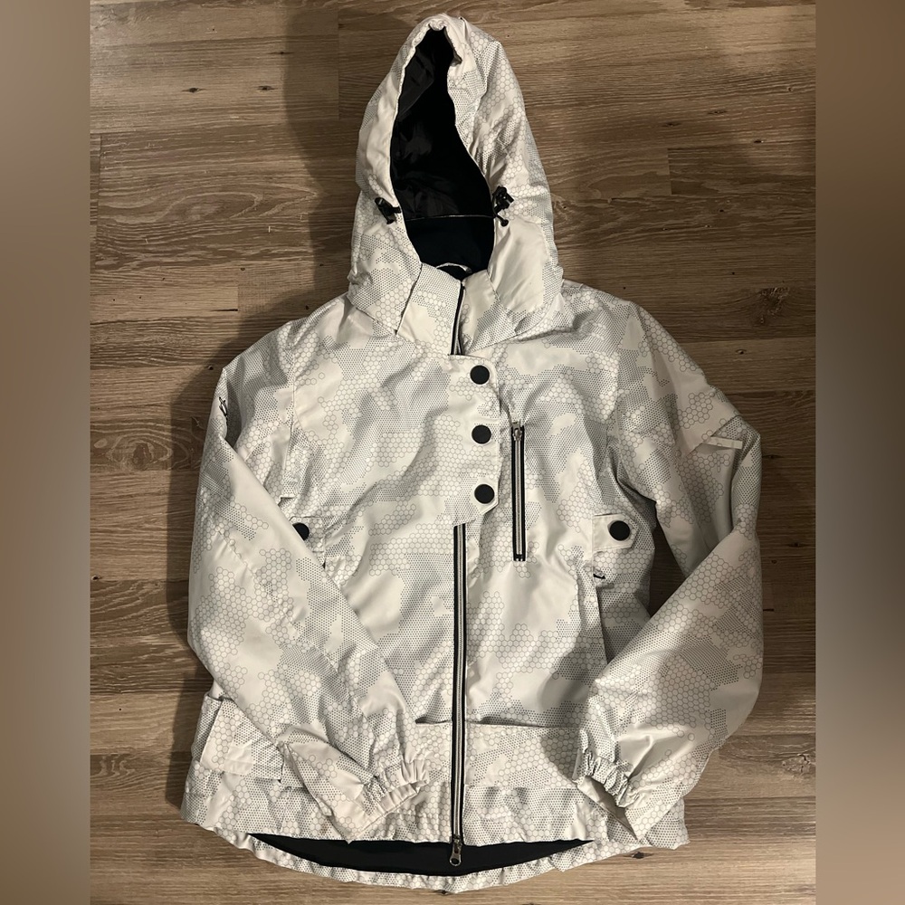 Five Fifty Five women’s snowboard jacket 555